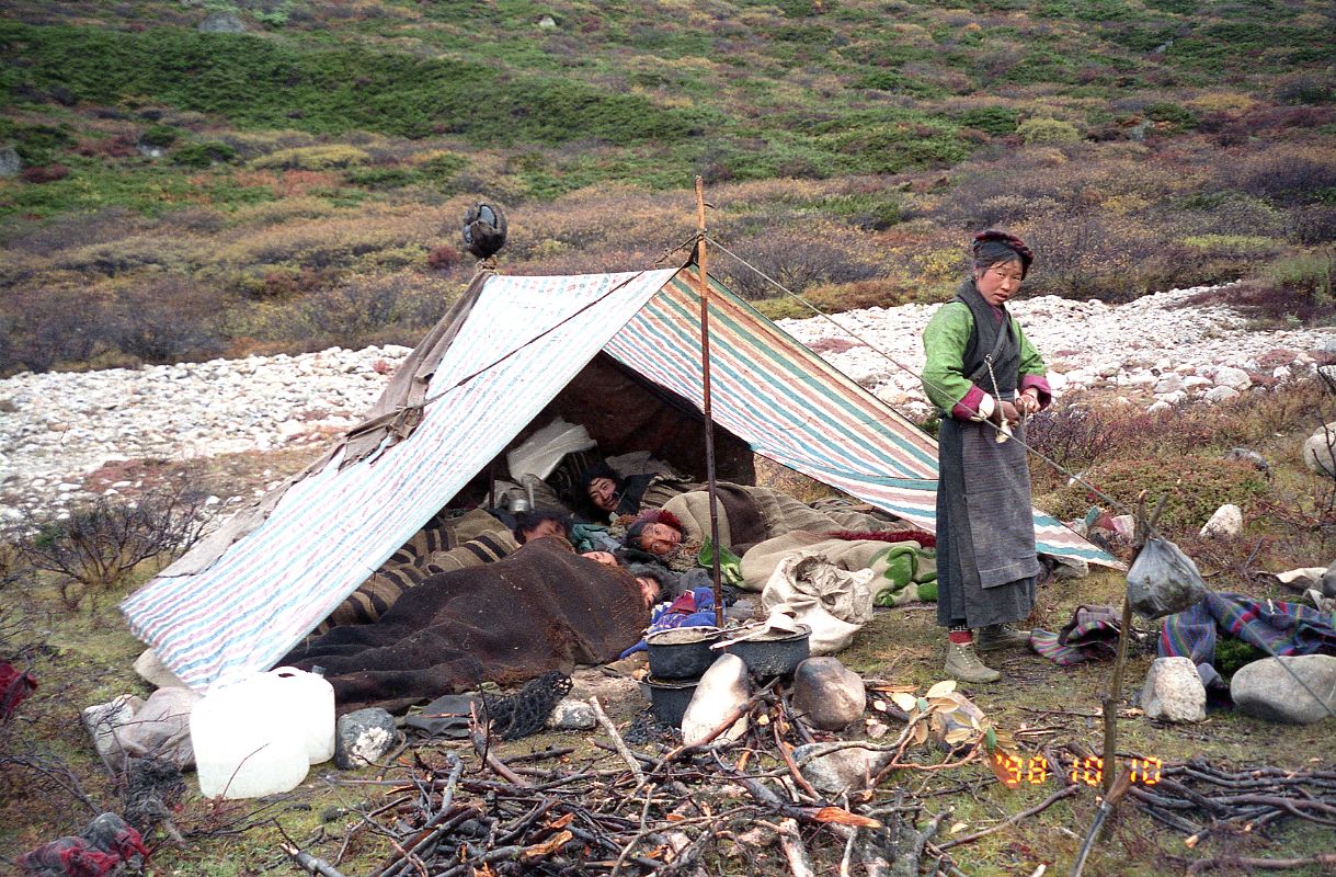 05 Yak Herders And Egg Lady At Pethang camp
